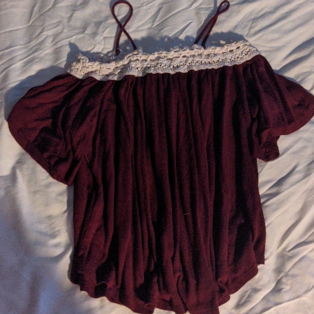 Off the shoulder crop top.